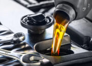 The Dangers of Not Changing Car Engine Oil Immediately After a Long Trip